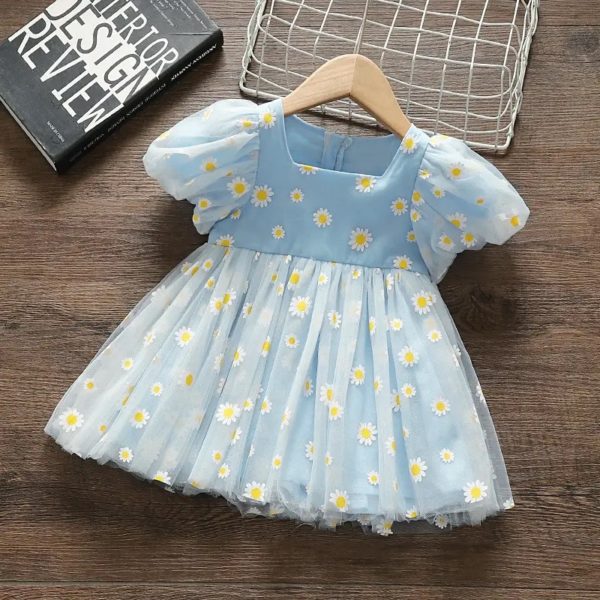 Daisy puff dress